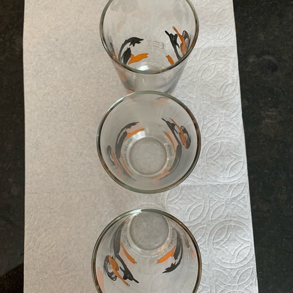1973 Daffy Duck collector drinking glasses- set of three - Picture 2 of 8